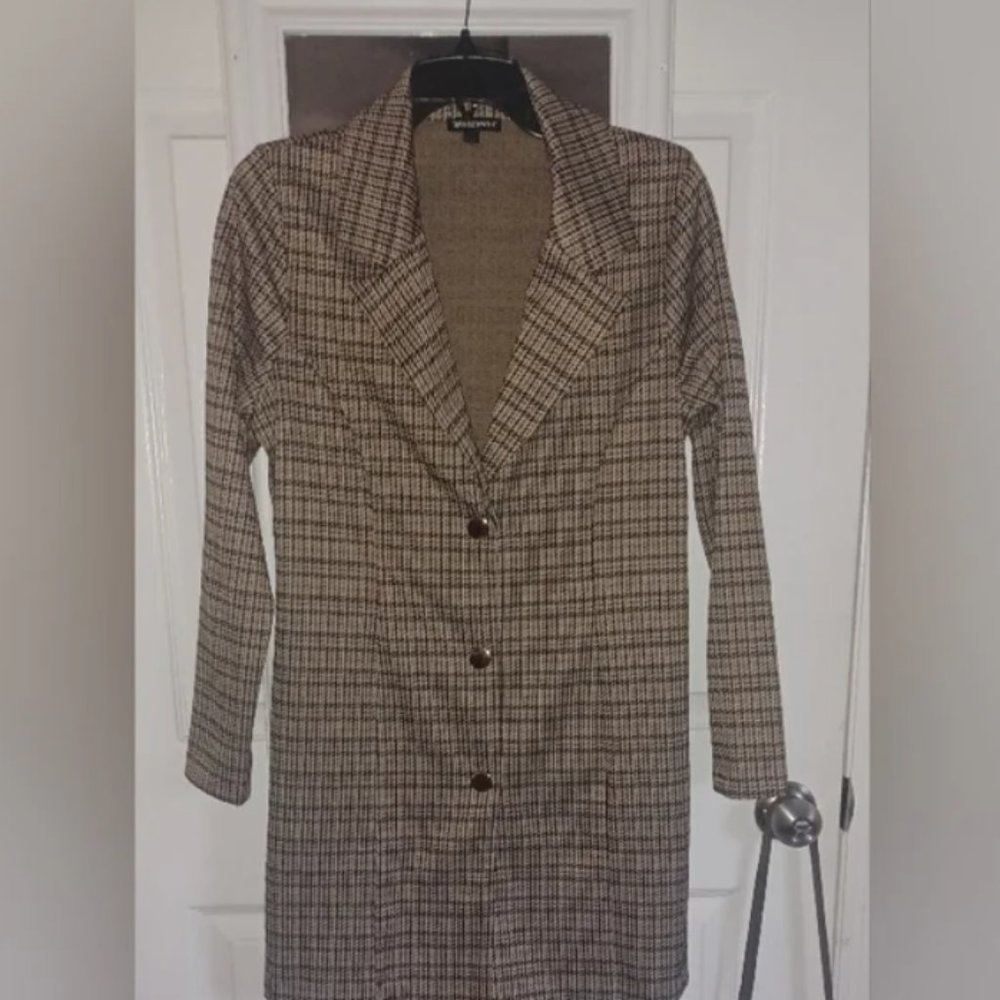 Brown/Tan Houndstooth Blazer with gold buttons LIKE NEW